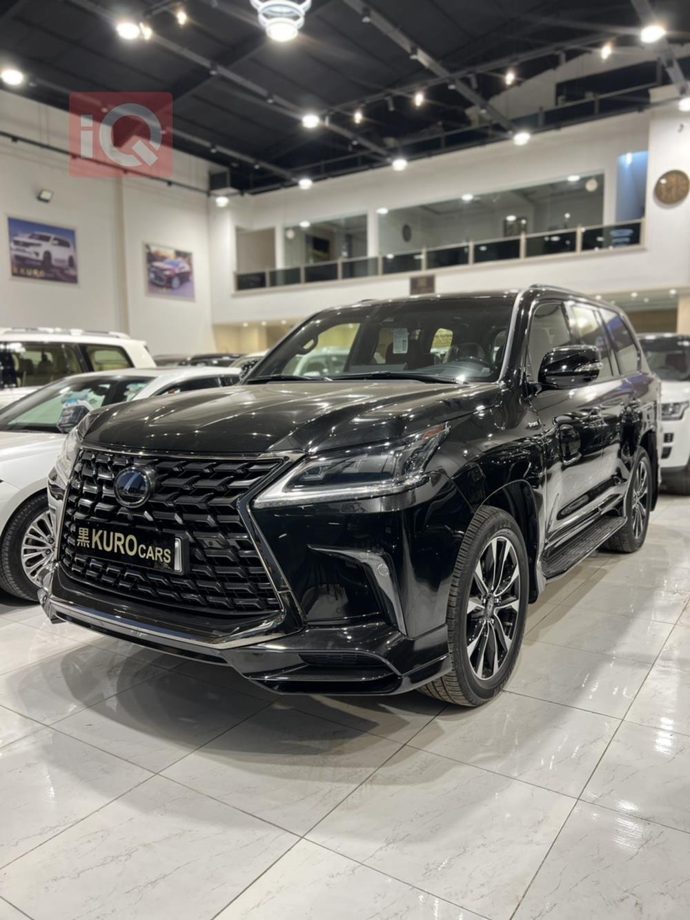 Lexus LX